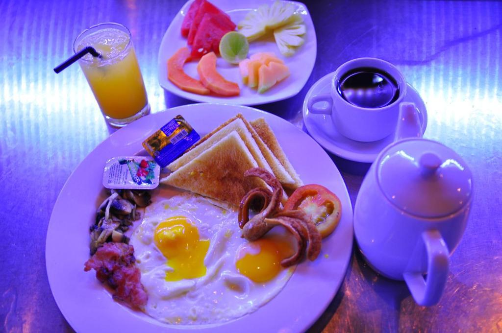 Si Doi Hotel Legian Kuta Lombok Oda fotoğraf