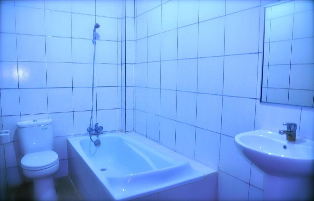 Si Doi Hotel Legian Kuta Lombok Oda fotoğraf